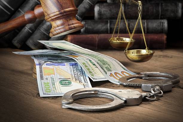 Read more about the article Navigating Tax Fraud Laws: Safeguarding Your Interests with a Washington DC Lawyer