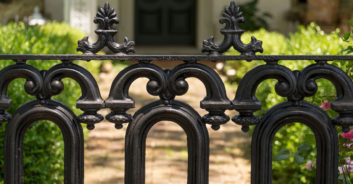 Read more about the article Wrought Iron Gates and Fence Installation: Expert Tips and Services